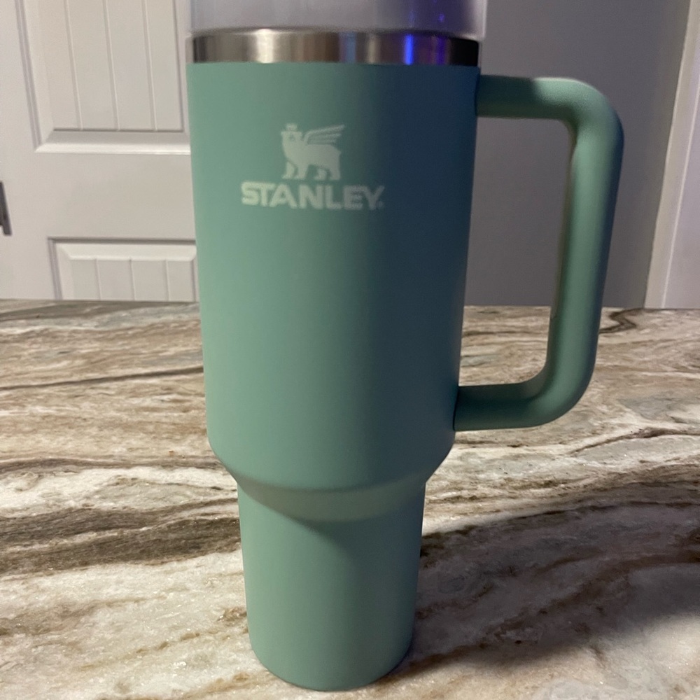 Stanley 40oz